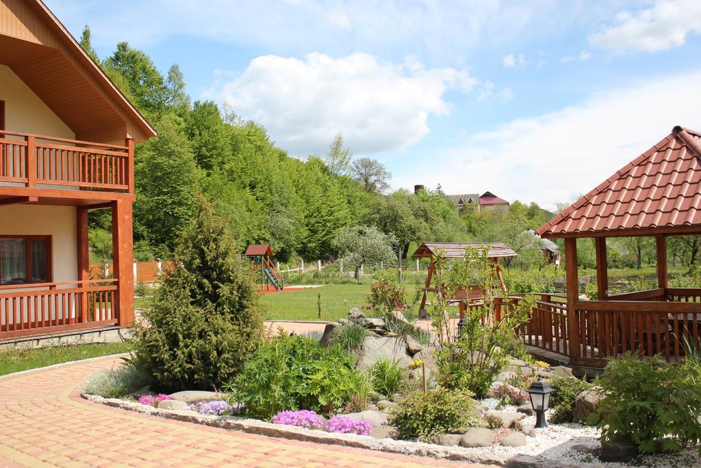 Svit Sontsya Tur'ya Polyana Bagian luar foto