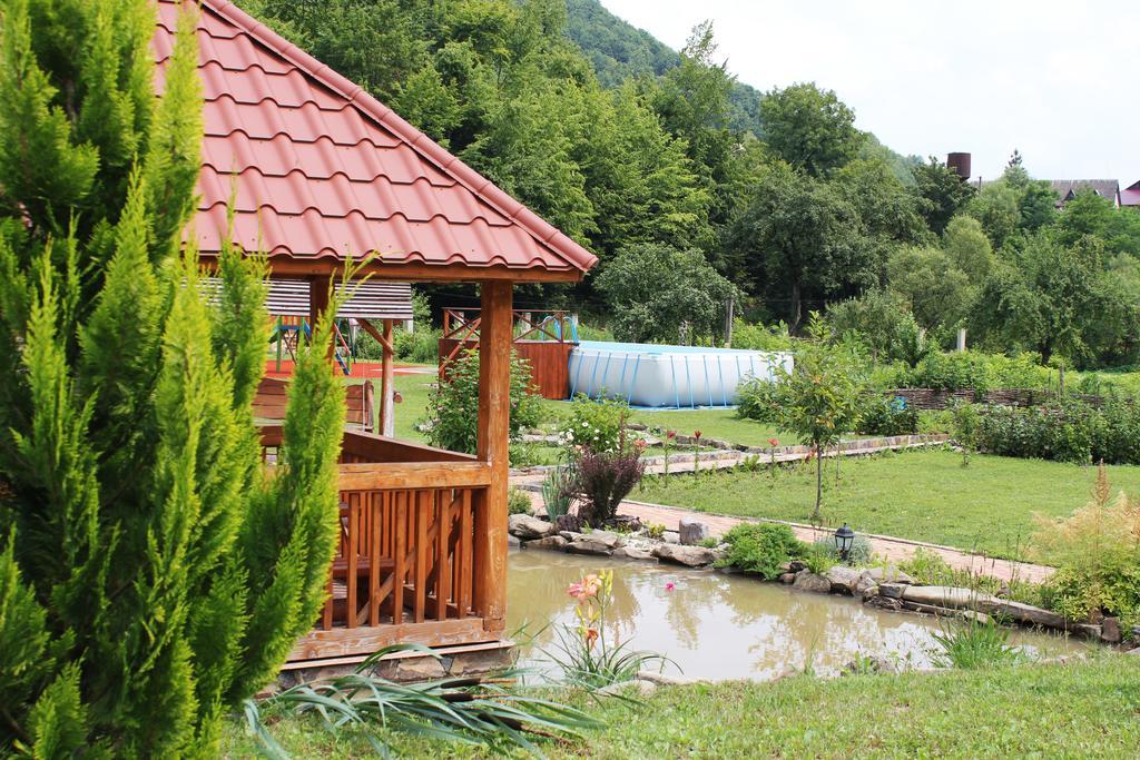 Svit Sontsya Tur'ya Polyana Bagian luar foto
